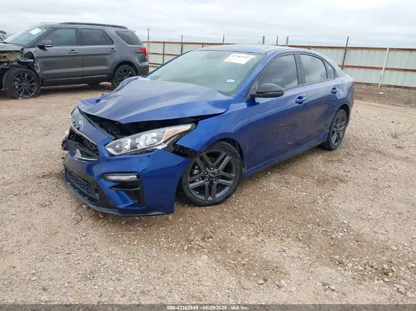 3KPF34AD0ME280641 2021 KIA FORTE - Image 2