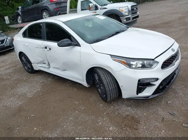 3KPF34AD0ME320538 2021 KIA FORTE - Image 1