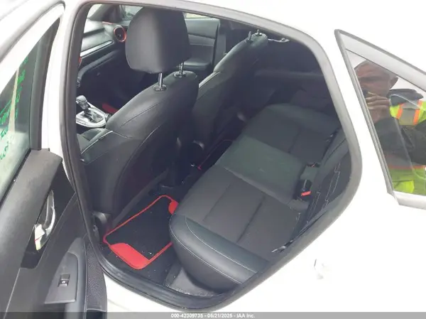 3KPF34AD0ME320538 2021 KIA FORTE - Image 8