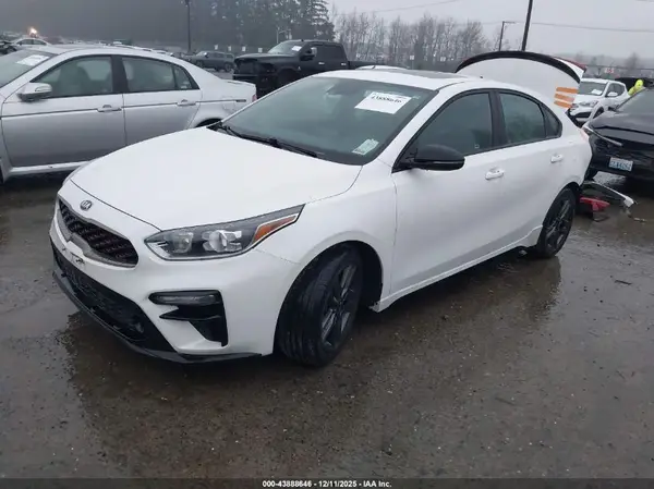 3KPF34AD0ME326792 2021 KIA FORTE - Image 2