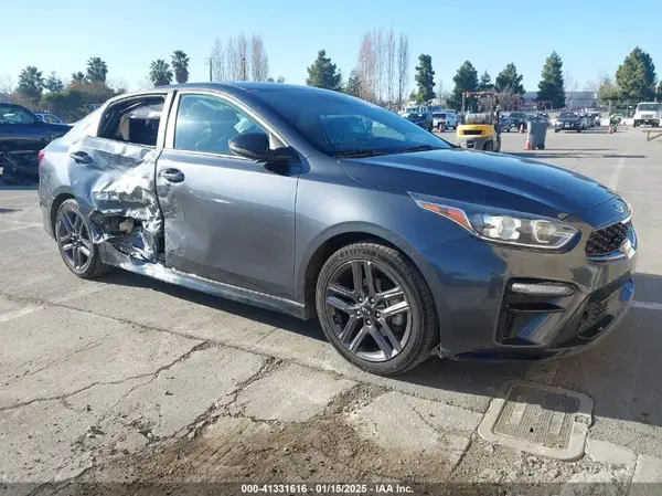 3KPF34AD0ME328669 2021 KIA FORTE - Image 1