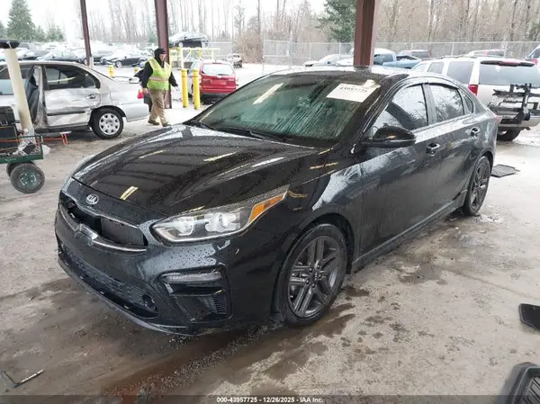 3KPF34AD0ME329241 2021 KIA FORTE - Image 2