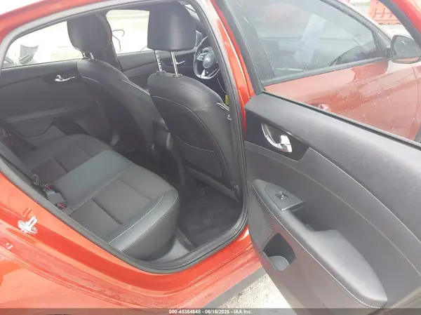 3KPF34AD0ME339977 2021 KIA FORTE - Image 8