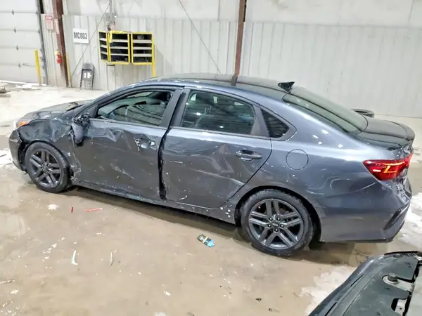 3KPF34AD0ME358142 2021 KIA FORTE - Image 2