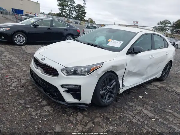 3KPF34AD0ME358352 2021 KIA FORTE - Image 2