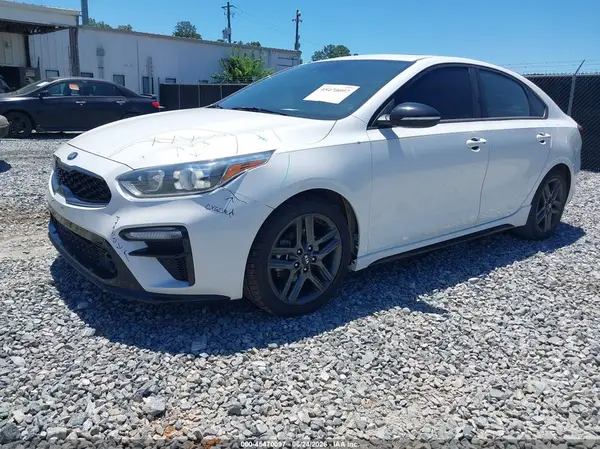 3KPF34AD0ME365138 2021 KIA FORTE - Image 2