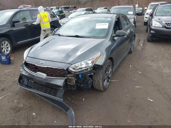 3KPF34AD0ME373885 2021 KIA FORTE - Image 2