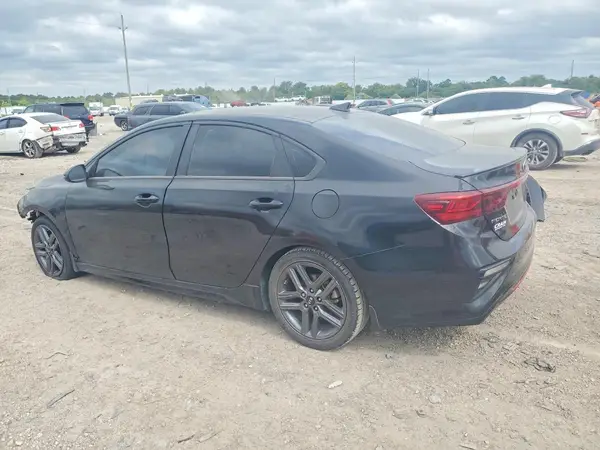 3KPF34AD0ME375555 2021 KIA FORTE - Image 2