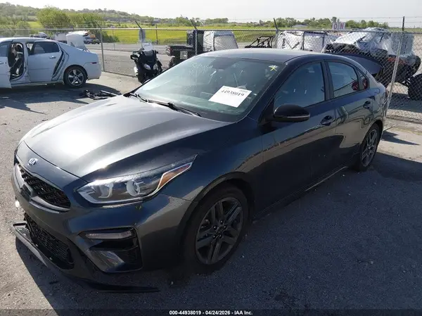 3KPF34AD0ME376401 2021 KIA FORTE - Image 2