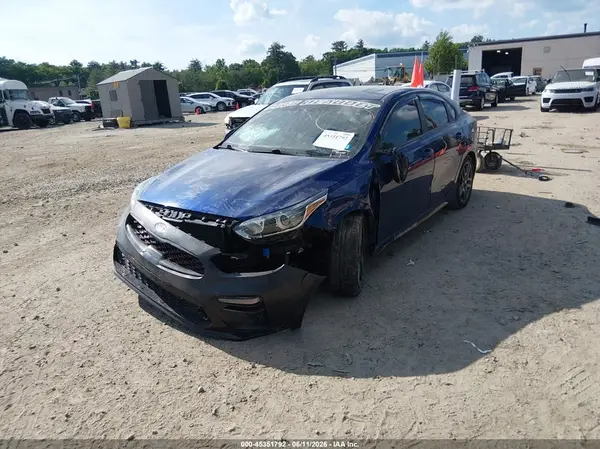 3KPF34AD0ME380237 2021 KIA FORTE - Image 2
