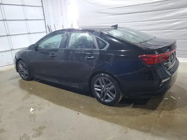 3KPF34AD0ME417903 2021 KIA FORTE - Image 2