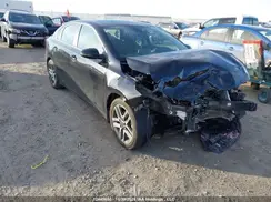 3KPF34AD0NE425758 2022 KIA FORTE