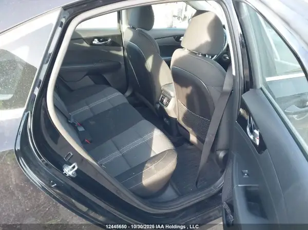 3KPF34AD0NE425758 2022 KIA FORTE - Image 8