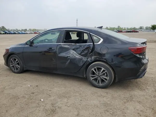 3KPF34AD0NE427252 2022 KIA FORTE - Image 2