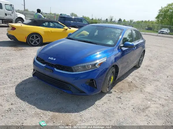 3KPF34AD0NE478394 2022 KIA FORTE - Image 2
