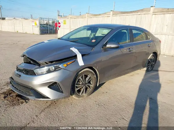 3KPF34AD0PE624859 2023 KIA FORTE - Image 2