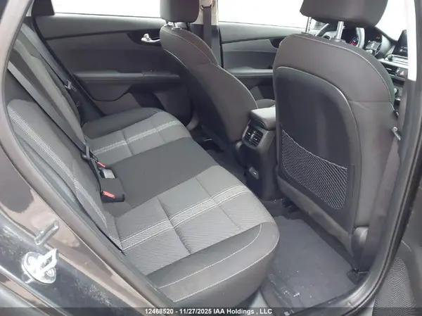 3KPF34AD0PE670143 2023 KIA FORTE - Image 8