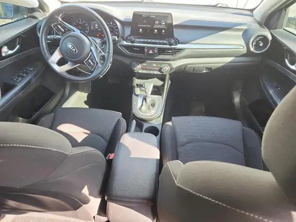 3KPF34AD1KE012212 2019 KIA FORTE - Image 8