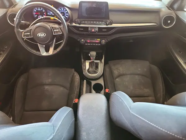 3KPF34AD1KE017216 2019 KIA FORTE - Image 8