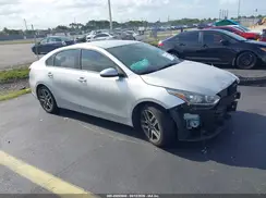 3KPF34AD1KE026532 2019 KIA FORTE