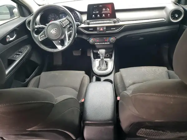 3KPF34AD1KE028684 2019 KIA FORTE - Image 8