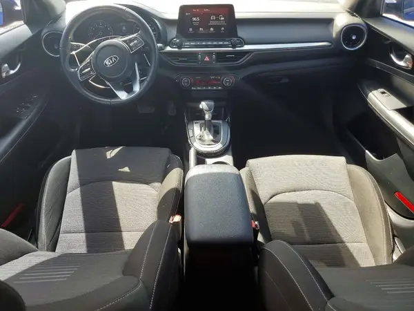 3KPF34AD1KE037725 2019 KIA FORTE - Image 8