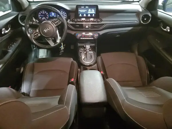 3KPF34AD1KE038910 2019 KIA FORTE - Image 8