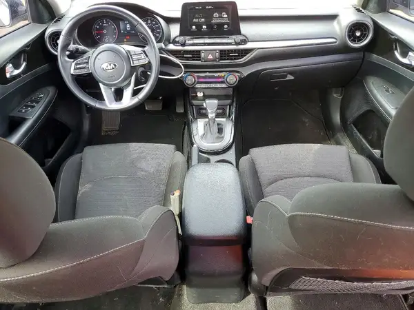 3KPF34AD1KE039281 2019 KIA FORTE - Image 8