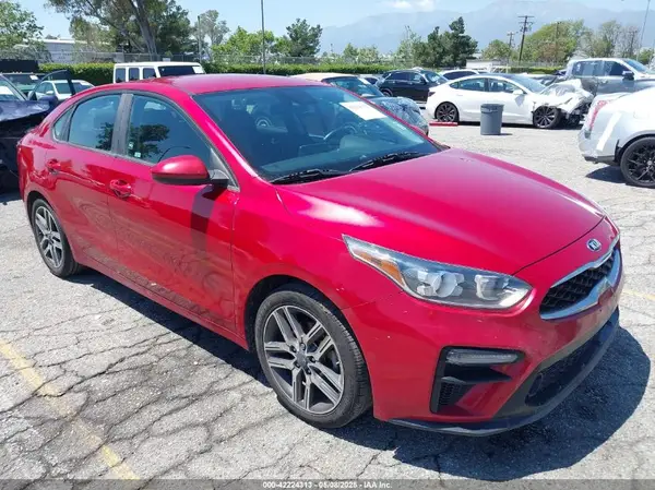 3KPF34AD1KE068201 2019 KIA FORTE - Image 1