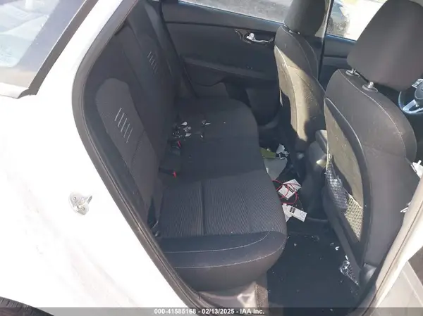 3KPF34AD1KE071146 2019 KIA FORTE - Image 8