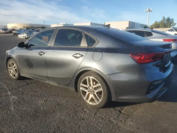 3KPF34AD1KE073222 2019 KIA FORTE - Image 2