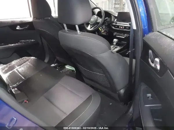 3KPF34AD1KE078193 2019 KIA FORTE - Image 8