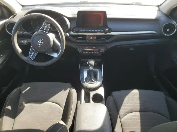 3KPF34AD1KE097455 2019 KIA FORTE - Image 8