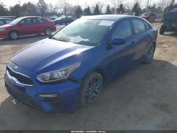 3KPF34AD1KE123942 2019 KIA FORTE - Image 2