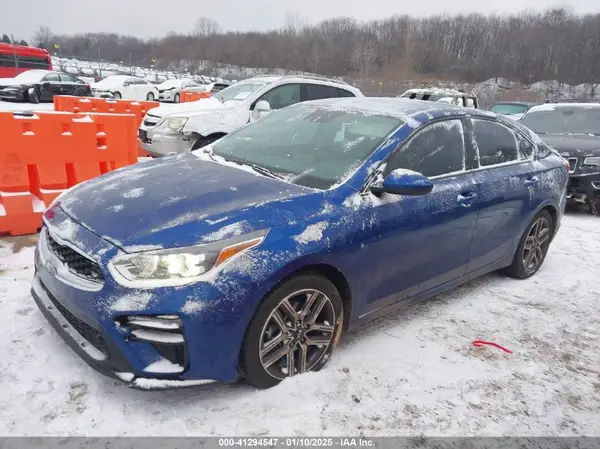 3KPF34AD1KE128848 2019 KIA FORTE - Image 2