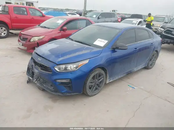 3KPF34AD1LE195614 2020 KIA FORTE - Image 2