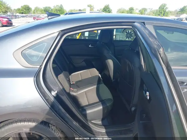 3KPF34AD1LE238493 2020 KIA FORTE - Image 8