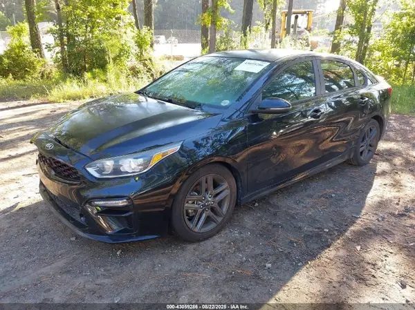 3KPF34AD1ME265596 2021 KIA FORTE - Image 2