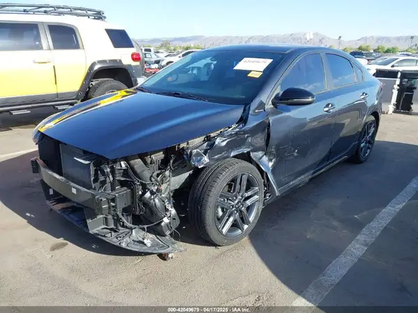 3KPF34AD1ME268904 2021 KIA FORTE - Image 2