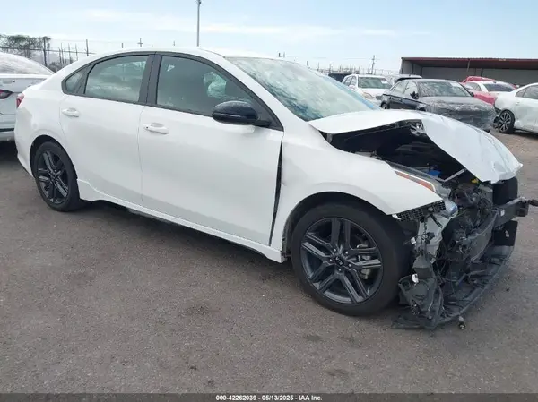 3KPF34AD1ME282821 2021 KIA FORTE - Image 1