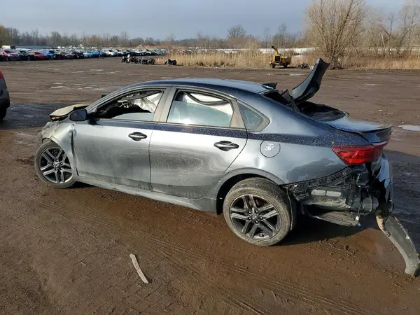 3KPF34AD1ME297836 2021 KIA FORTE - Image 2