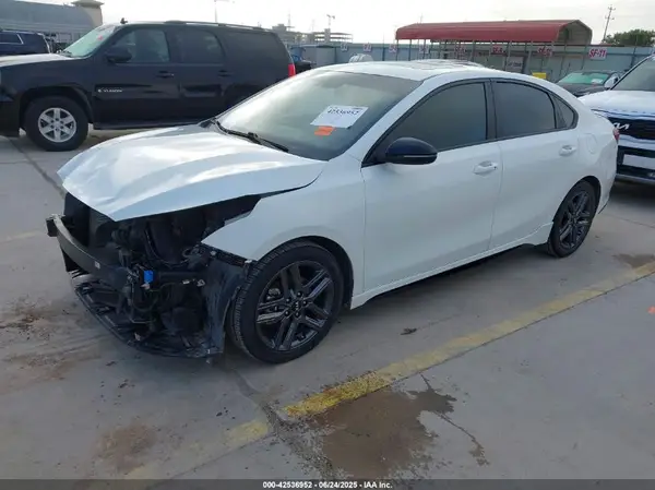 3KPF34AD1ME301495 2021 KIA FORTE - Image 2