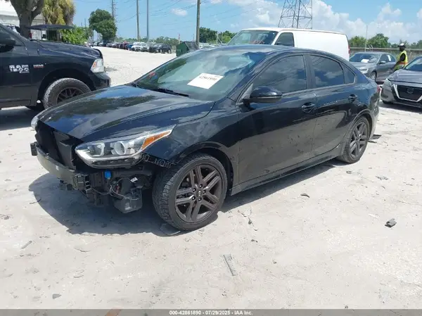 3KPF34AD1ME329135 2021 KIA FORTE - Image 2