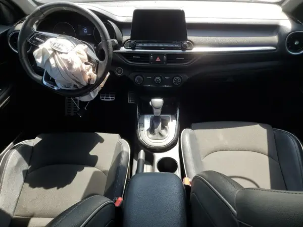 3KPF34AD1ME342001 2021 KIA FORTE - Image 8