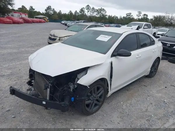 3KPF34AD1ME368002 2021 KIA FORTE - Image 2