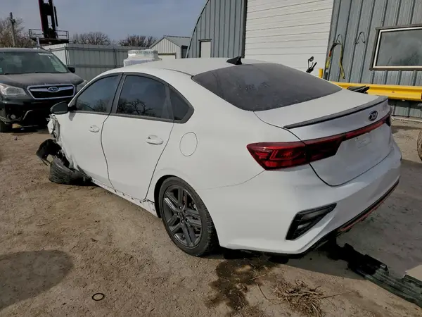 3KPF34AD1ME370378 2021 KIA FORTE - Image 2