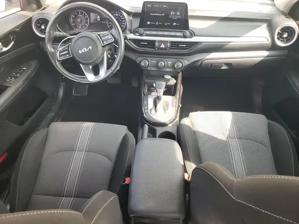 3KPF34AD1NE426854 2022 KIA FORTE - Image 8