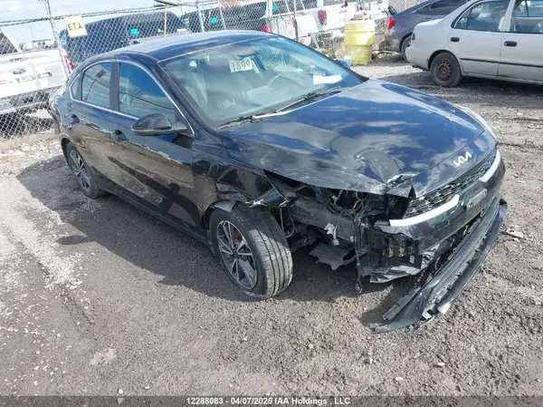 3KPF34AD1NE427079 2022 KIA FORTE - Image 1