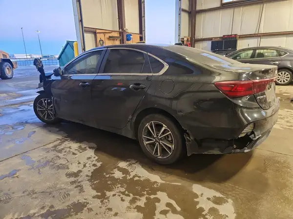 3KPF34AD1NE462866 2022 KIA FORTE - Image 2