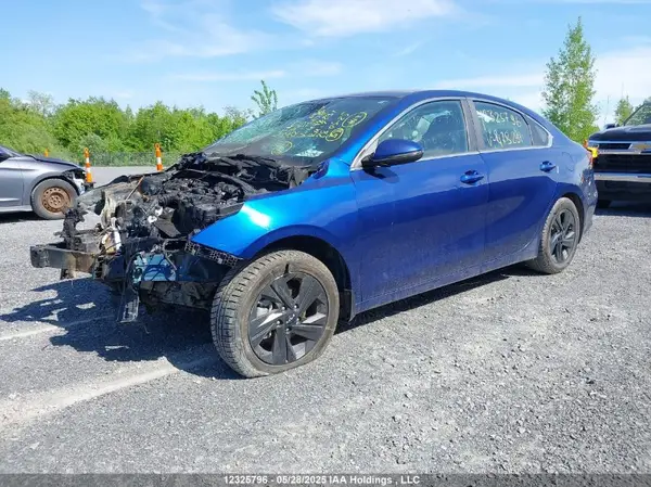 3KPF34AD1NE478291 2022 KIA FORTE - Image 2